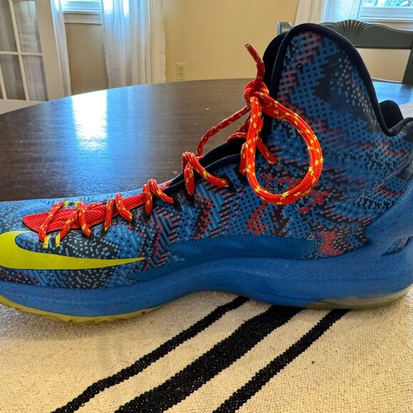 Nike KD 5 Christmas Basketball Shoe Zoom SZ 13 554988-401 KEVIN DURANT NERF 2012 - Picture 4 of 10